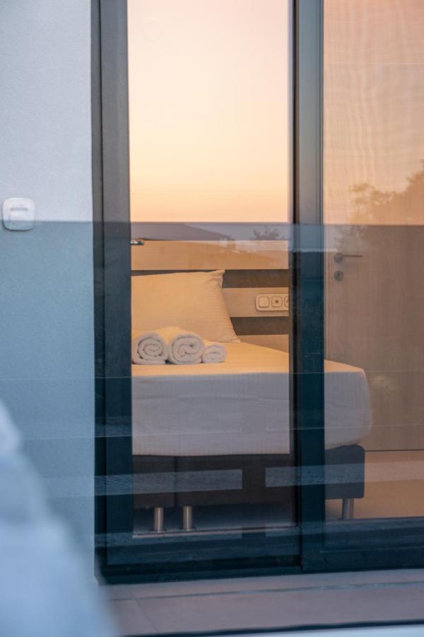 Sithoniars Melora Luxury Apartment Никити Экстерьер фото